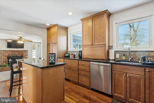 411 FORGE LN, Exton, PA 19341