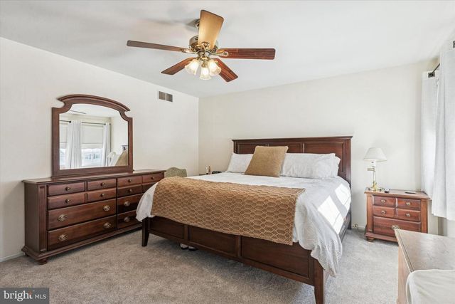 411 FORGE LN, Exton, PA 19341