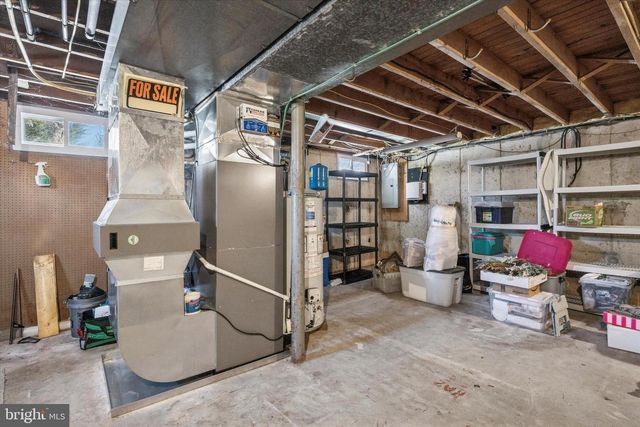 411 FORGE LN, Exton, PA 19341