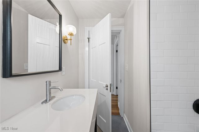 3145 Huntington Road, Shaker Heights, OH 44120