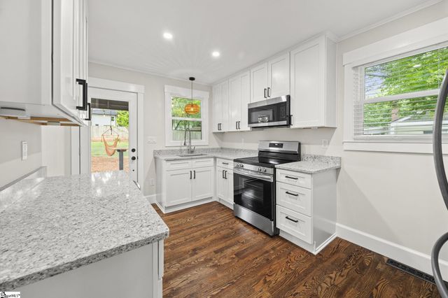 4 Dubard Street, Greenville, SC 29615