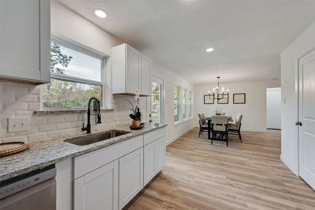 1205 Circle Lane, Bedford, TX 76022