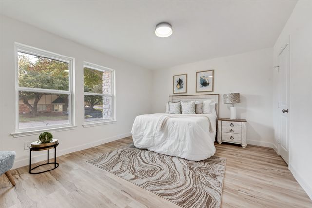 1205 Circle Lane, Bedford, TX 76022