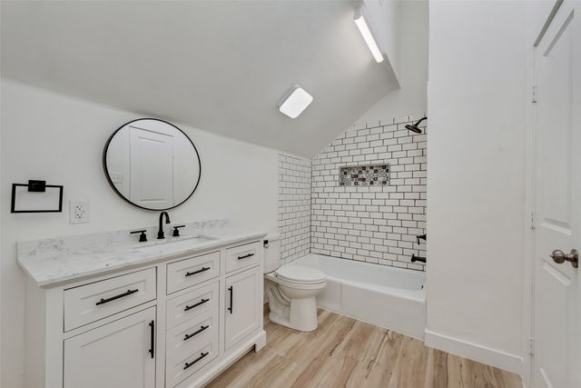 1205 Circle Lane, Bedford, TX 76022