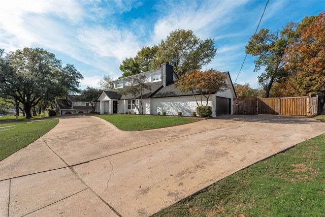1205 Circle Lane, Bedford, TX 76022