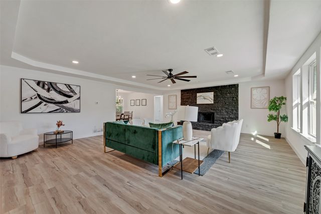 1205 Circle Lane, Bedford, TX 76022