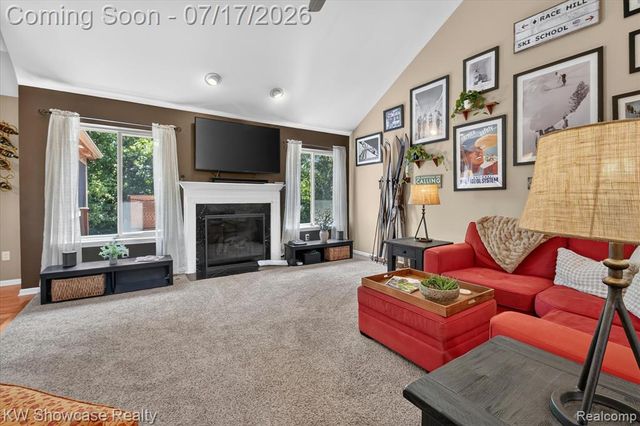 8265 Eastway Drive, White Lake, MI 48386