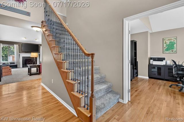 8265 Eastway Drive, White Lake, MI 48386