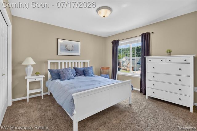 8265 Eastway Drive, White Lake, MI 48386