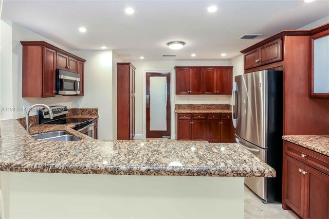 11064 SW 79th Path 0, Miami, FL 33156