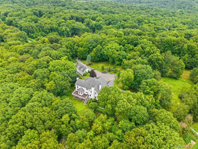 65 Indian Wells Road, Brewster, NY 10509