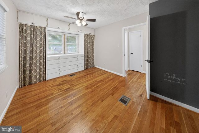5903 BERWYN RD, Berwyn Heights, MD 20740