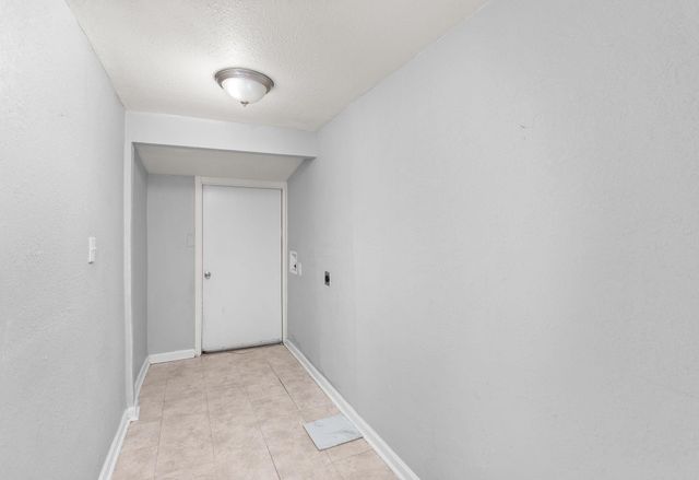 203 S Fig Street, Sweeny, TX 77480