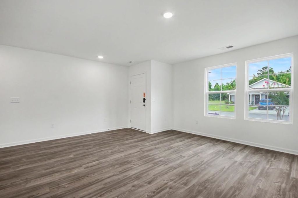 125 Cottonwood Dr., Tabor City, NC 28463 — photo 5