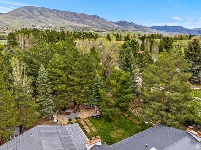 3260 N RIVER DR, Eden, UT 84310