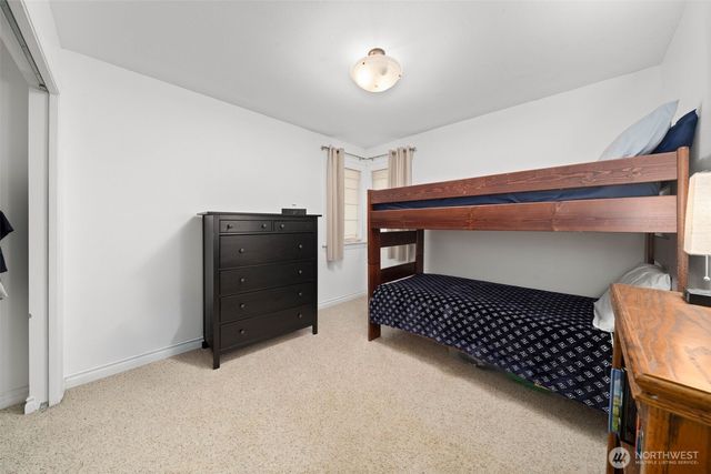 317 66th Avenue NE, Tacoma, WA 98422
