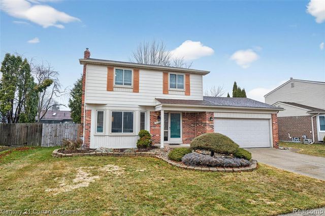 41183 Beechwood Street, Macomb, MI 48038