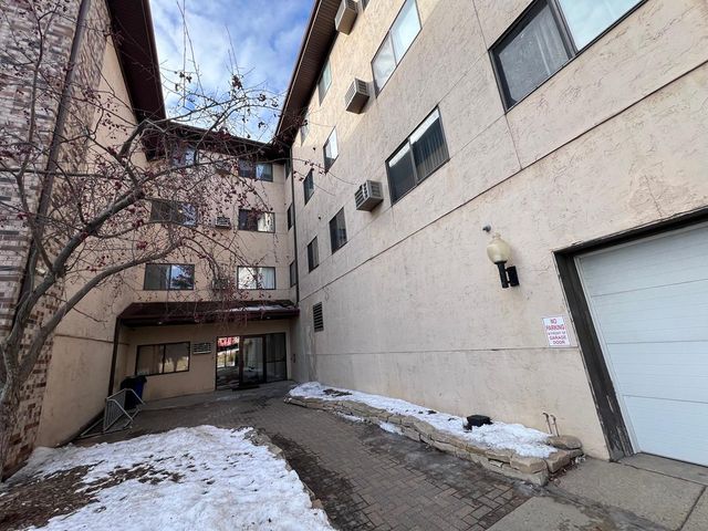 221 Grand Avenue W 104, South Saint Paul, MN 55075