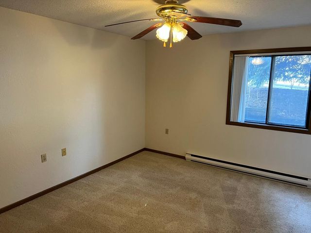 221 Grand Avenue W 104, South Saint Paul, MN 55075