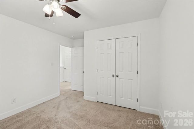 8500 Woodhill Manor Court, Charlotte, NC 28215