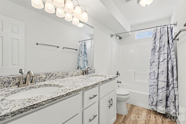 8500 Woodhill Manor Court, Charlotte, NC 28215