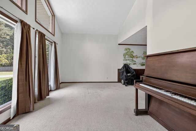 249 Poplar Street NW, Lilburn, GA 30047