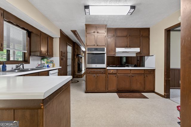 249 Poplar Street NW, Lilburn, GA 30047