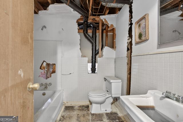 249 Poplar Street NW, Lilburn, GA 30047