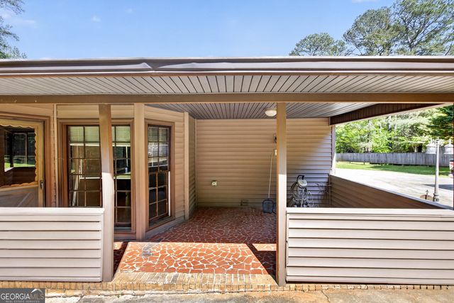 249 Poplar Street NW, Lilburn, GA 30047