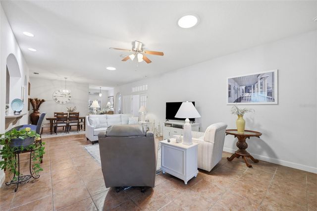 6342 SANDERS GROVE CIRCLE, Okahumpka, FL 34762