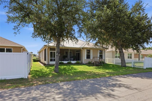 6342 SANDERS GROVE CIRCLE, Okahumpka, FL 34762