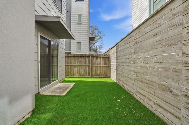 4704 Crawford Street, Houston, TX 77004