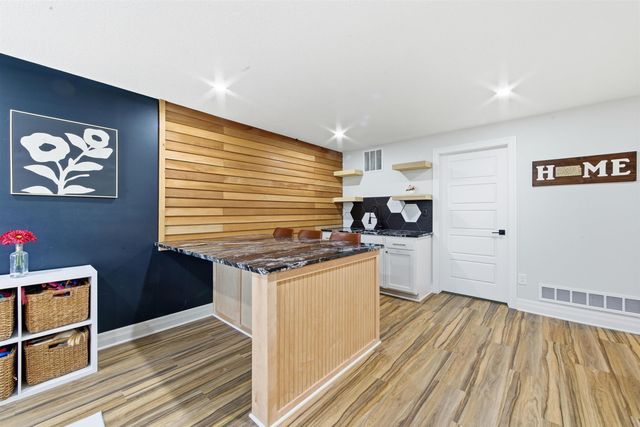 6714 N Silverton St, Wichita, KS 67219