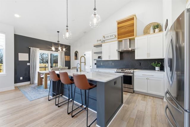 6714 N Silverton St, Wichita, KS 67219