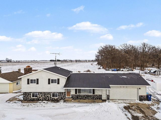 388 N Callahan Road, Bay City, MI 48708