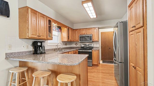 388 N Callahan Road, Bay City, MI 48708