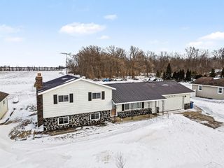 388 N Callahan Road, Bay City, MI 48708