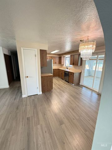 1605 Targhee Dr, Twin Falls, ID 83301