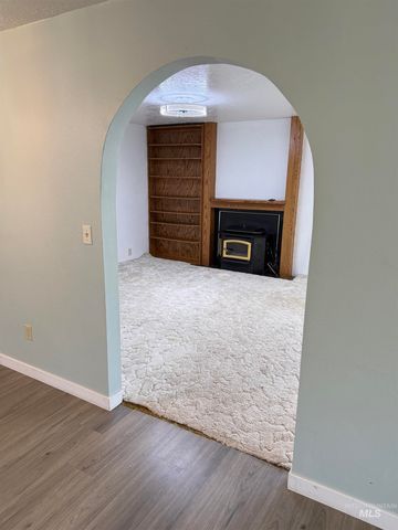 1605 Targhee Dr, Twin Falls, ID 83301