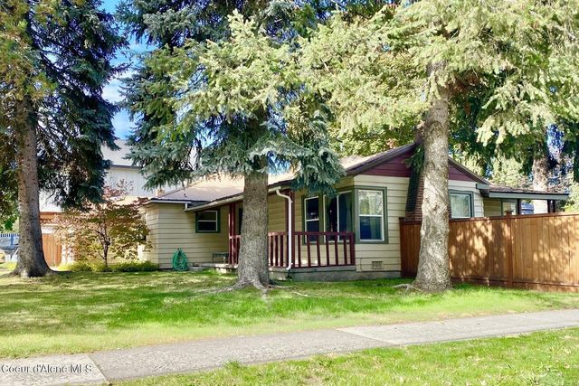 1421 E St Maries Ave, Coeur d'Alene, ID 83814 property photo