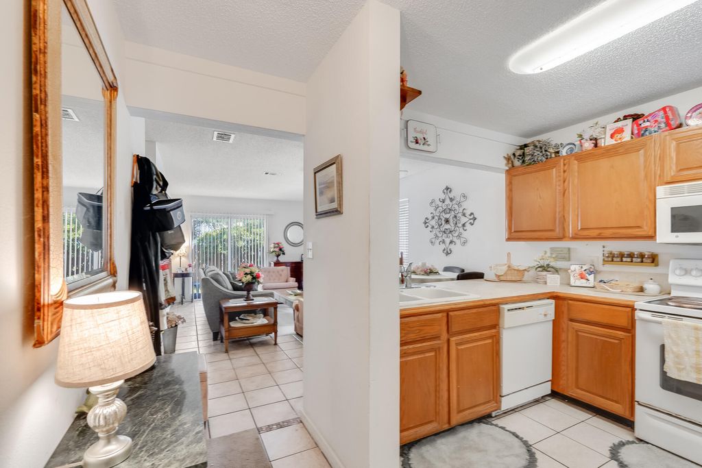 375 Bluefish Drive 104, Fort Walton Beach, FL 32548