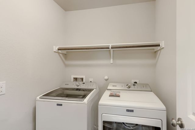 257 Holland Park, Schertz, TX 78108