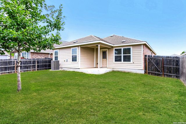257 Holland Park, Schertz, TX 78108