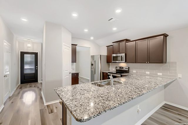257 Holland Park, Schertz, TX 78108