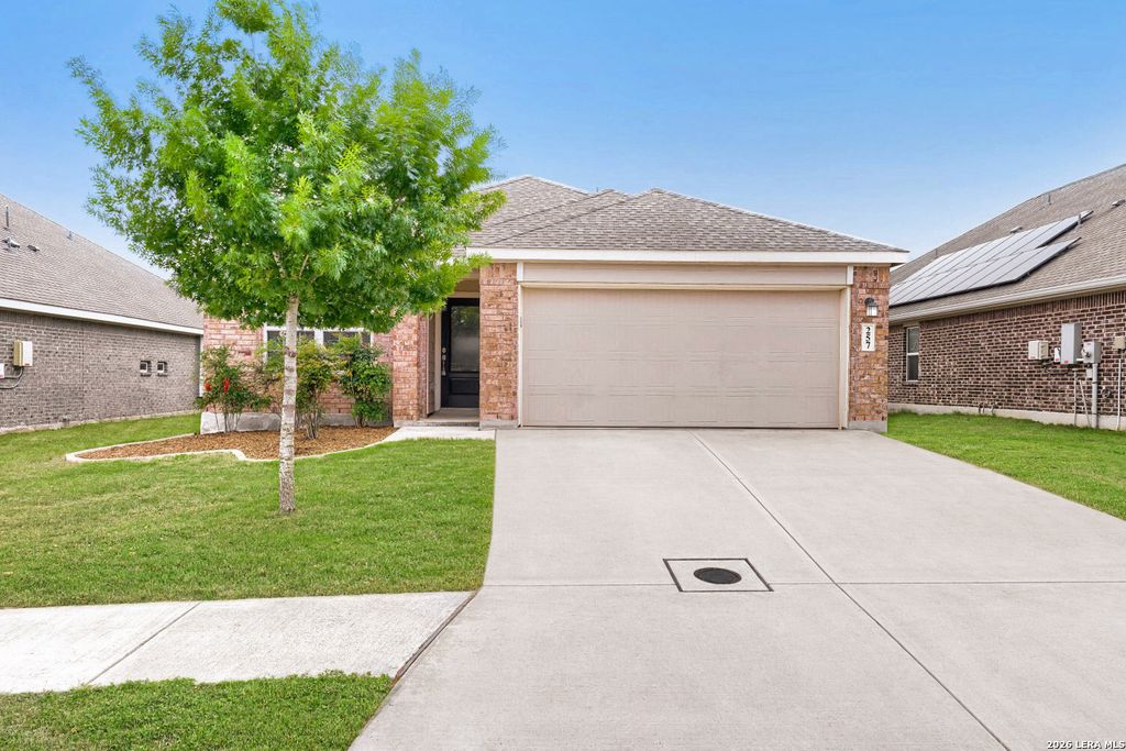 257 Holland Park, Schertz, TX 78108