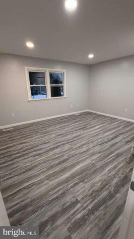 41 THOMAS JEFFERSON BLVD, Newark, DE 19702