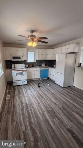 41 THOMAS JEFFERSON BLVD, Newark, DE 19702