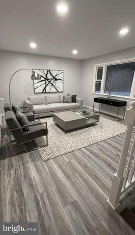 41 THOMAS JEFFERSON BLVD, Newark, DE 19702