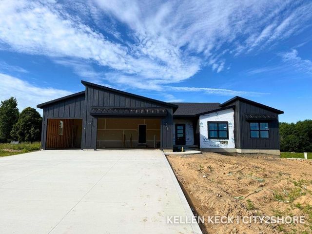 8681 Bosque Drive, Caledonia, MI 49316
