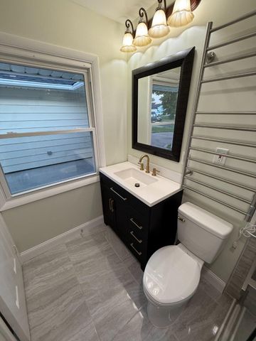 10 MIDFIELD LN, Willingboro, NJ 08046